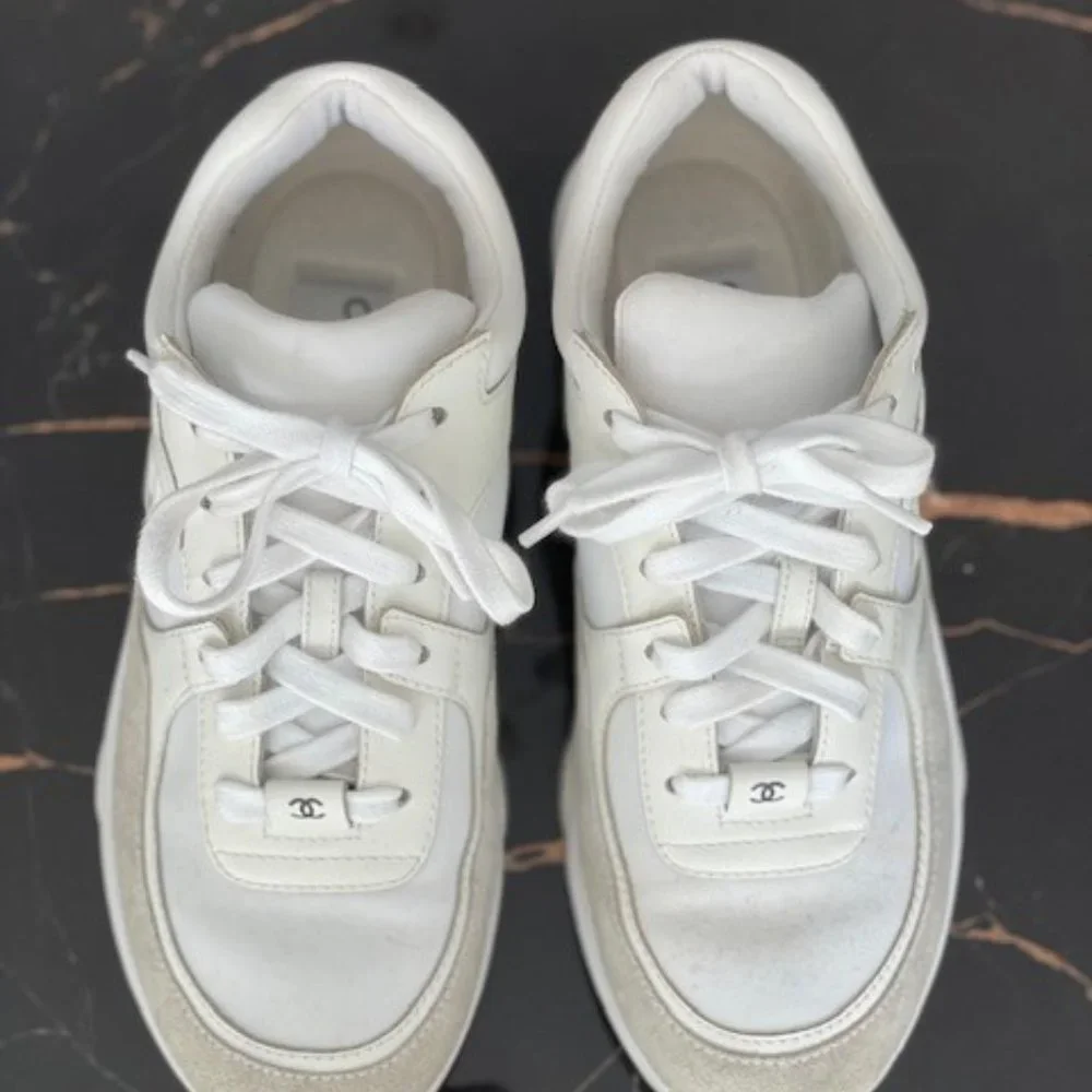 Chanel - Picture 4 of 5